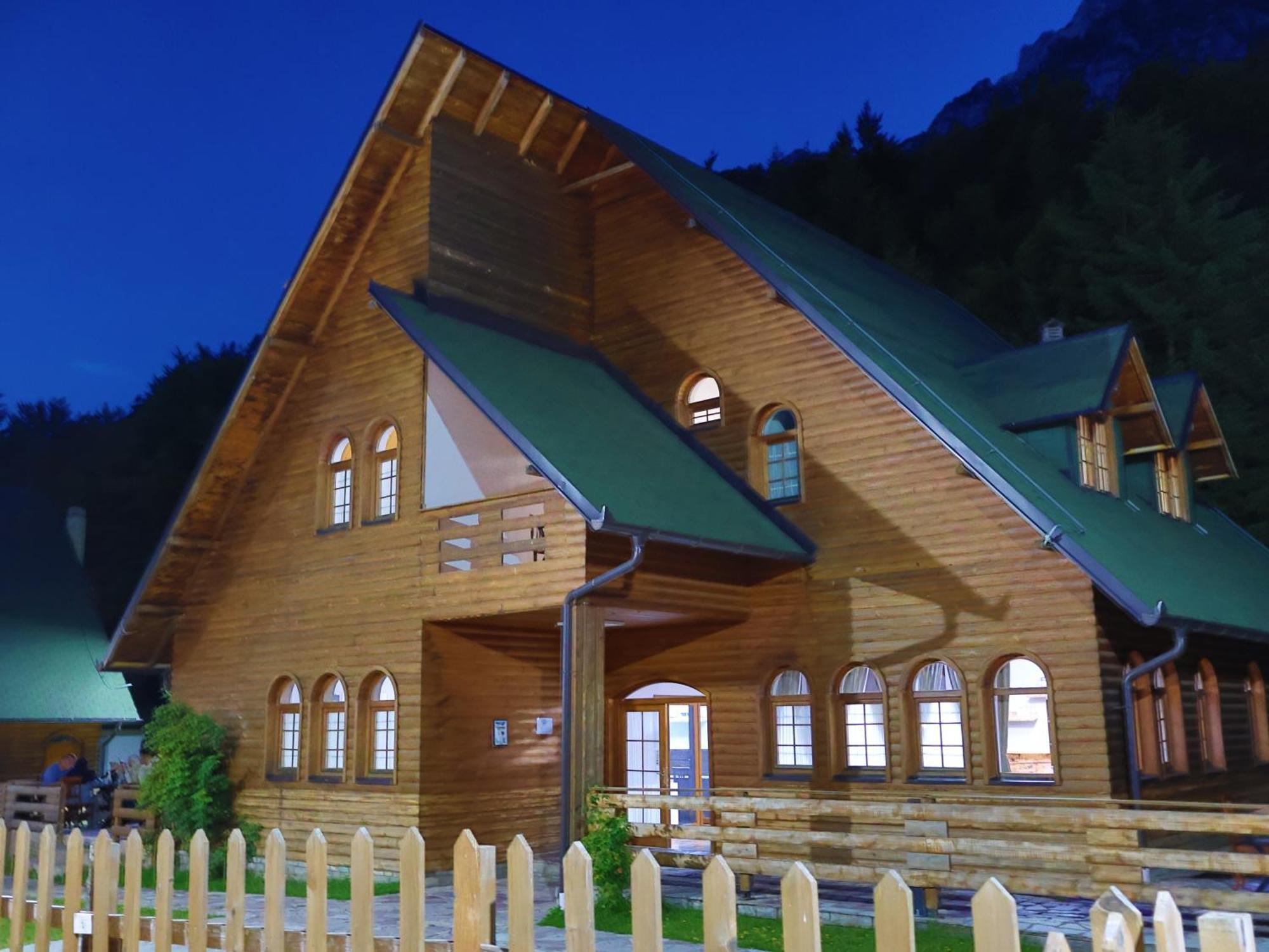Mik Hotel Valbona Exterior photo