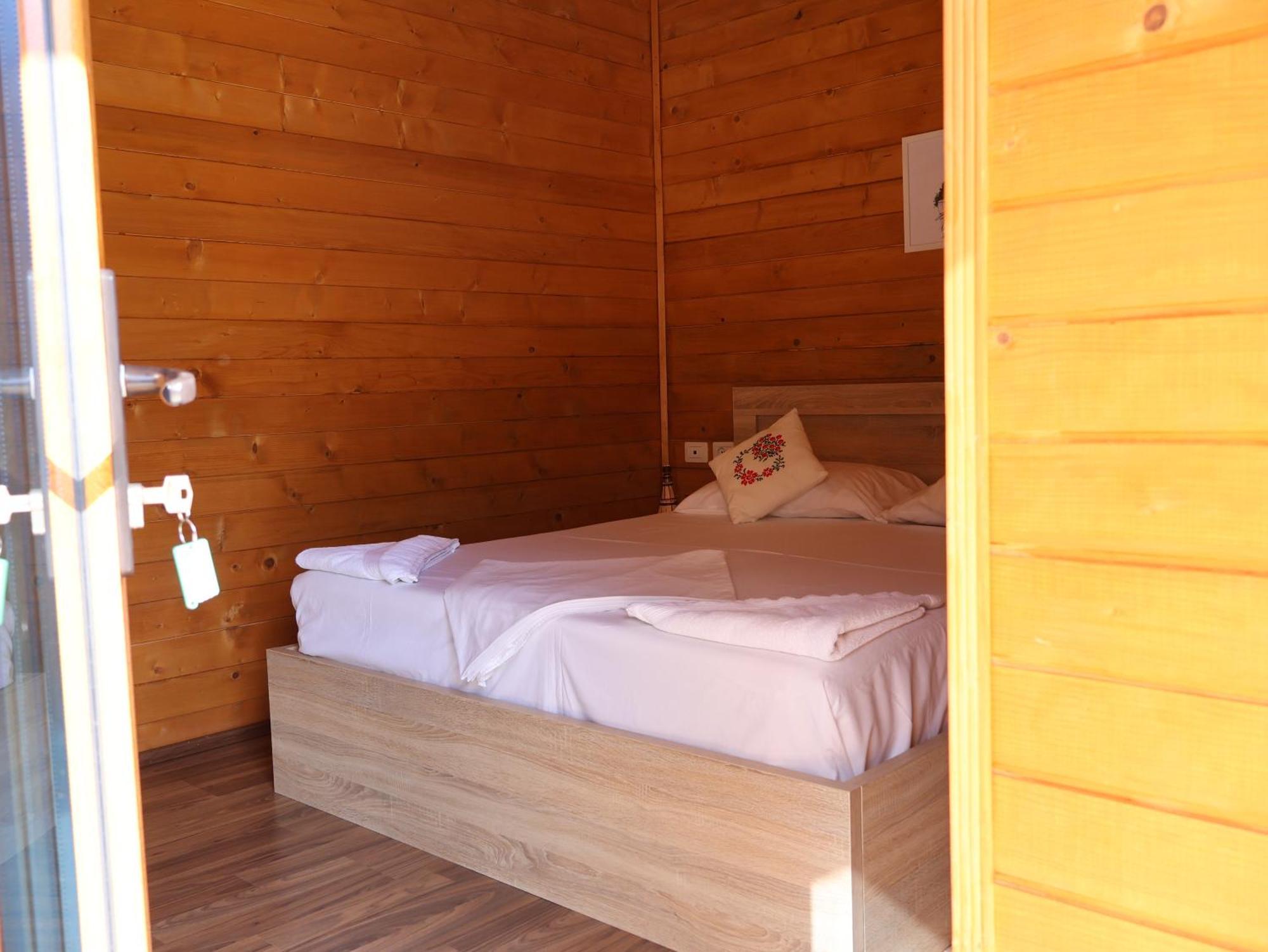 Mik Hotel Valbona Exterior photo