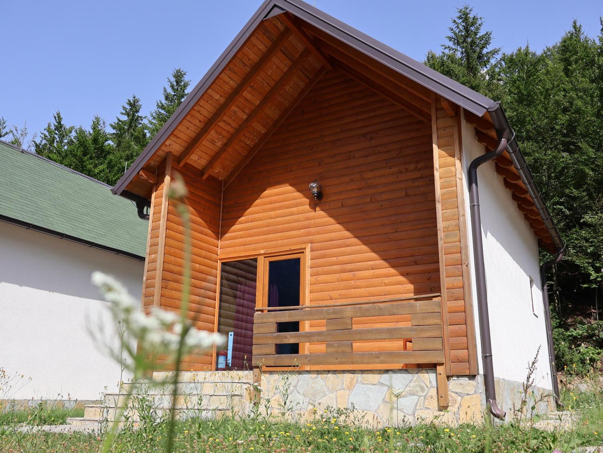 Mik Hotel Valbona Exterior photo