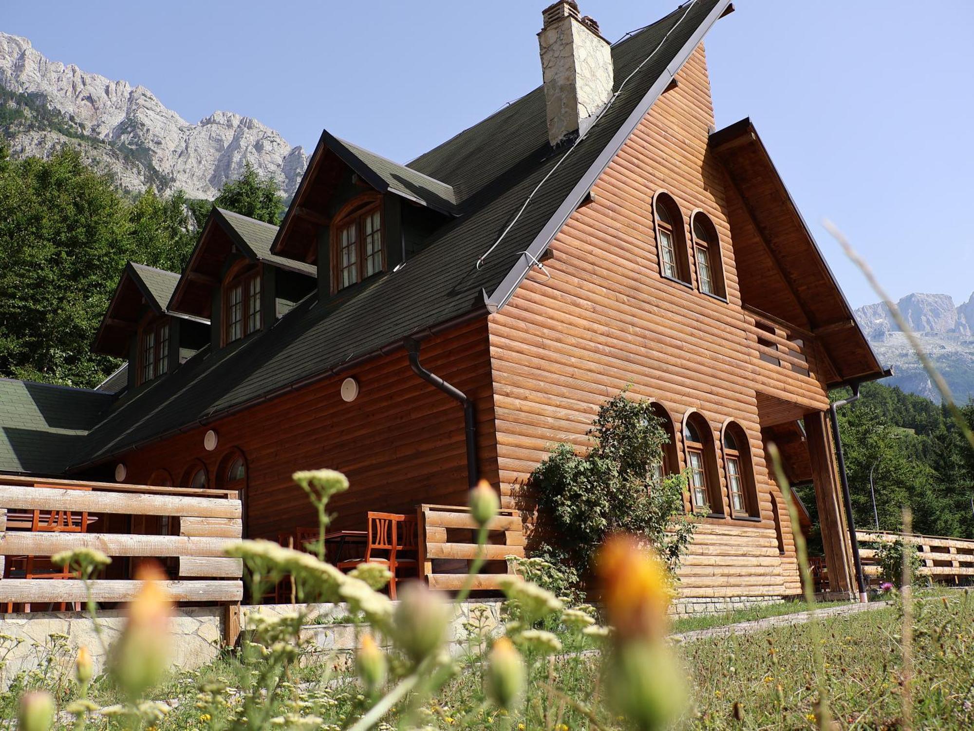 Mik Hotel Valbona Exterior photo