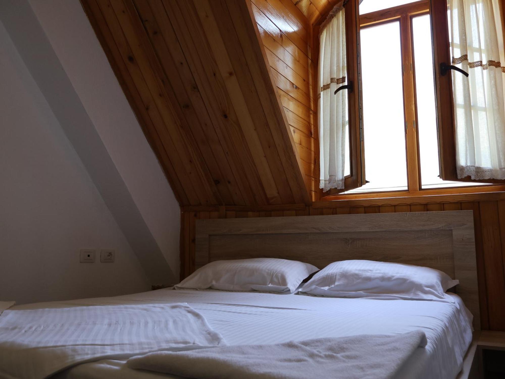 Mik Hotel Valbona Exterior photo
