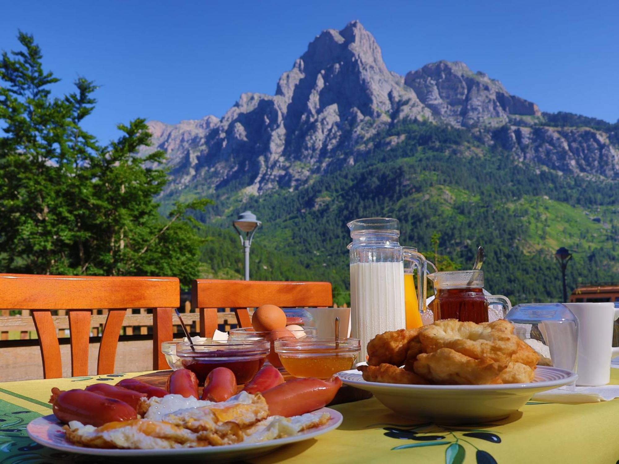 Mik Hotel Valbona Exterior photo