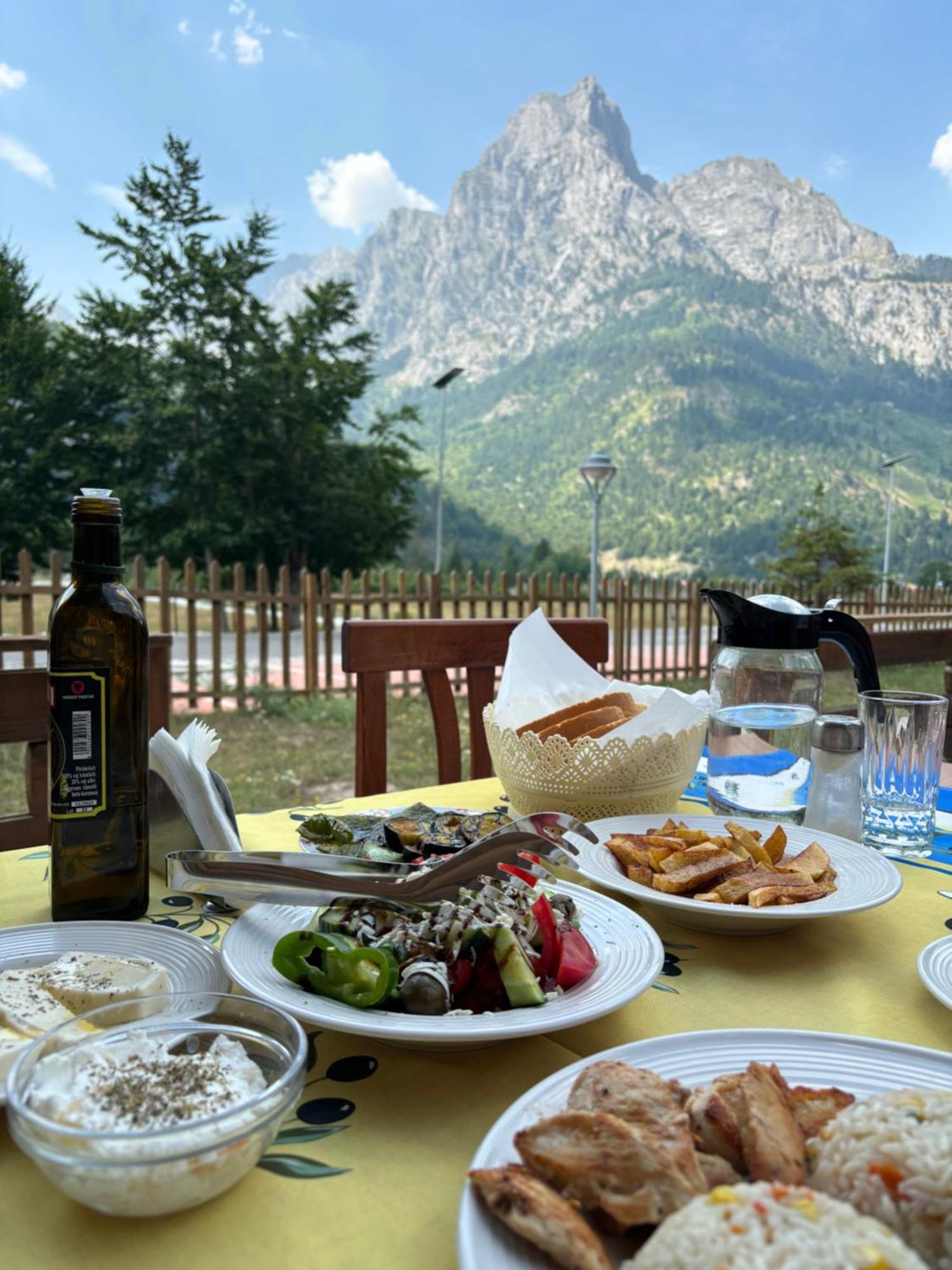 Mik Hotel Valbona Exterior photo